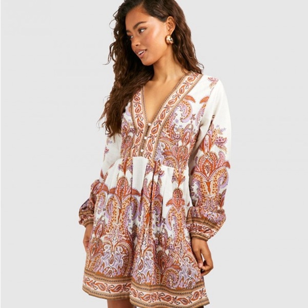 Elegant Paisley Print Dress